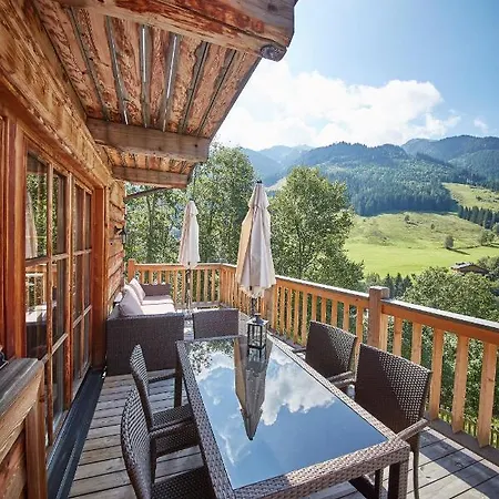 Drei Hittn Apartmán *